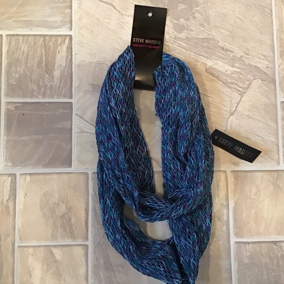 STEVE MADDEN INFINITY SCARF METALLIC FISHNET - Picture 1 of 3